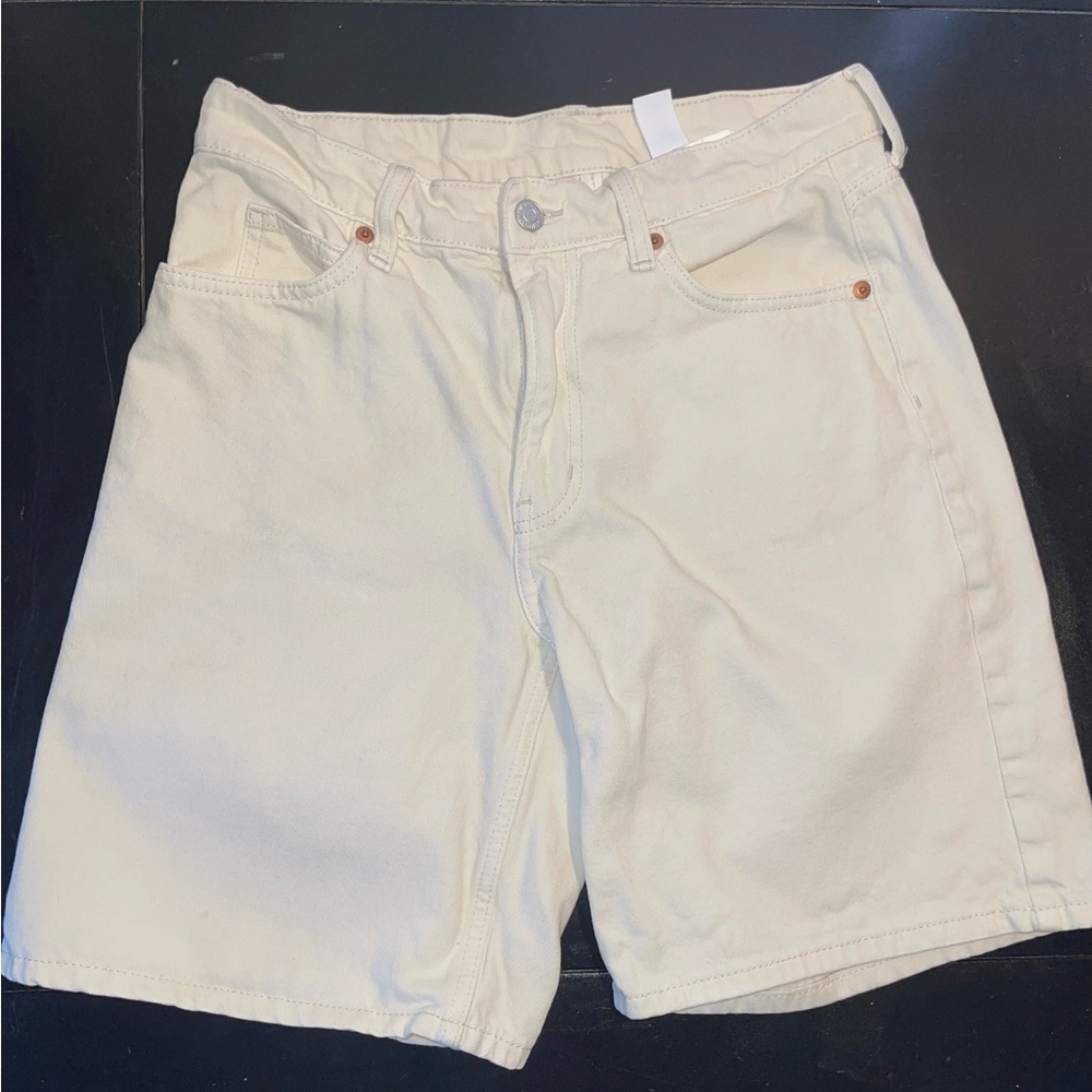 Cream Jean Shorts Classic Fit Sturdy Denim size 4